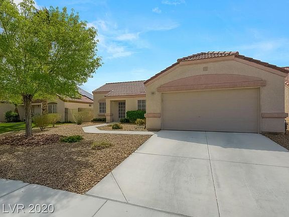 2nd image of 2103 W El Campo Grande Ave