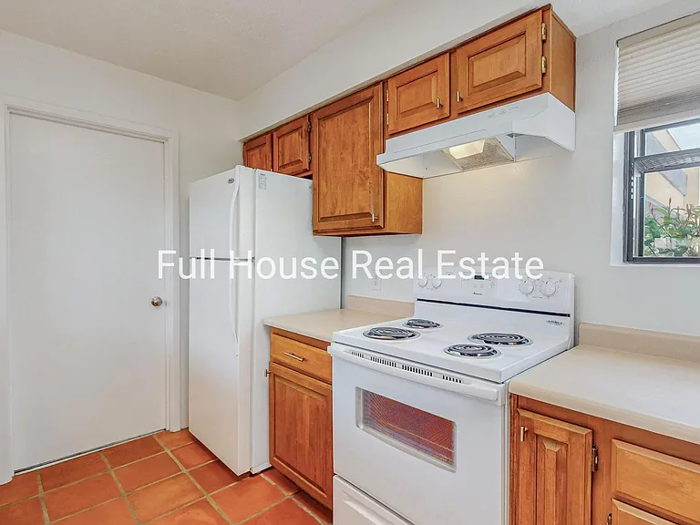 876 Tramway Lane Ct NE — Photo 11