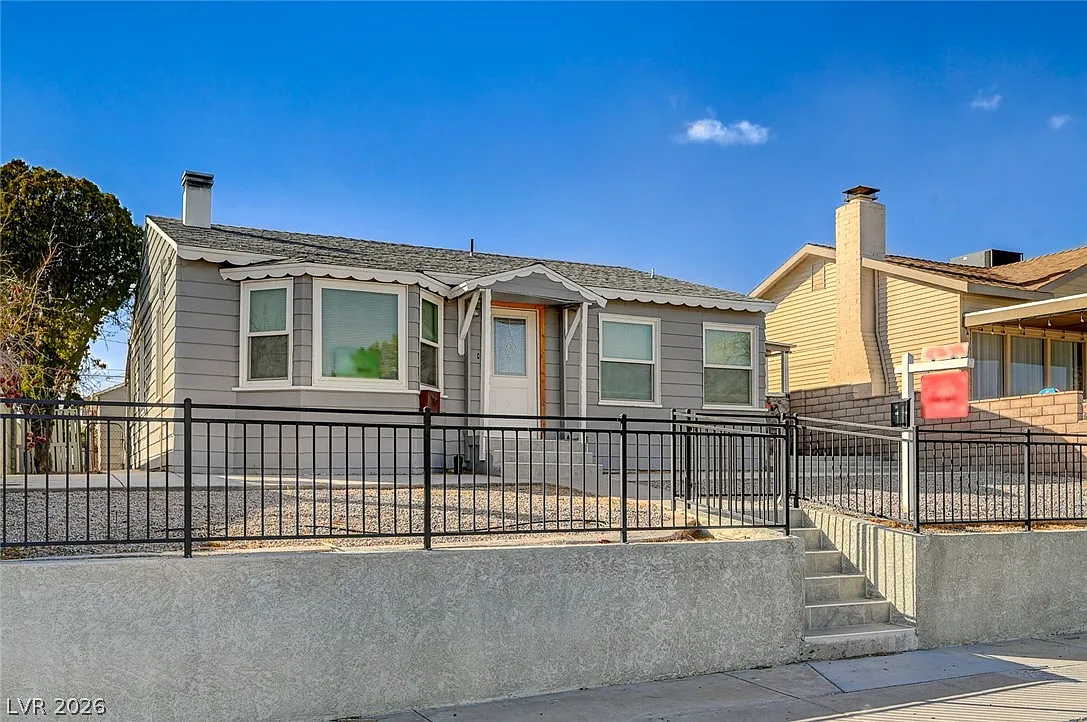 3 bed, 1.0 bath, 1880 sqft, $1,850 — Photo 3