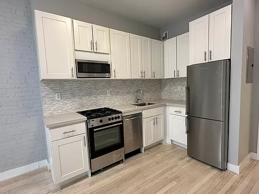 Rented by Tourma Realty LLC | media 12