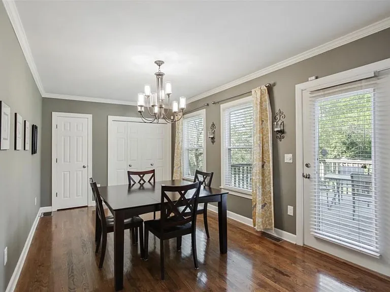 3170 Clairwood Ter — Photo 11