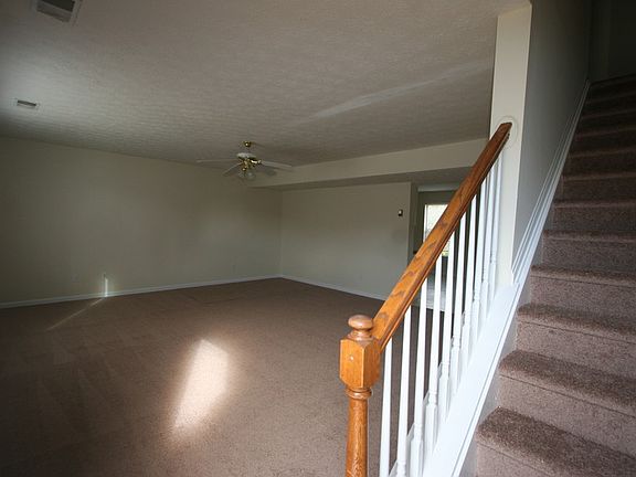 4th image of 674 Sherard Cir