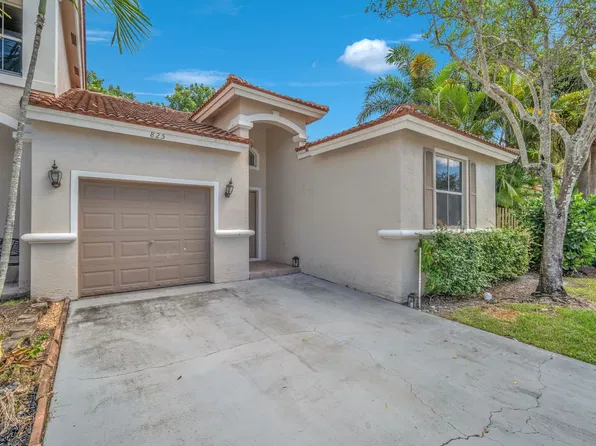 825 NW 132nd Ave, Pembroke Pines, FL 33028