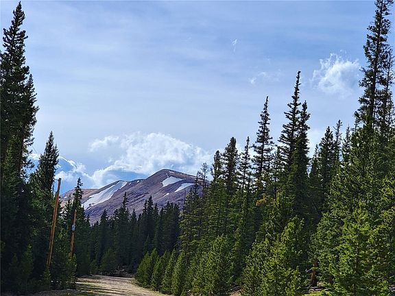 3rd image of 441 Gold Trail