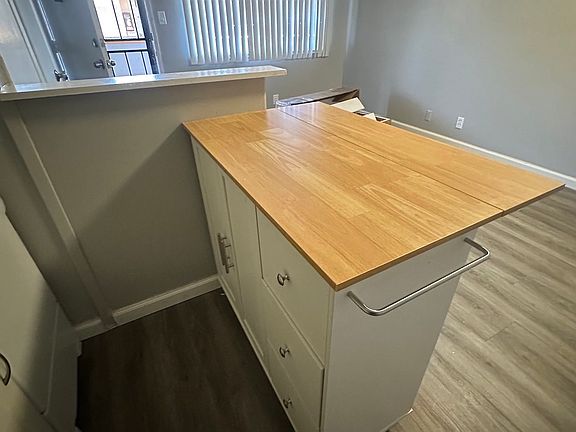 5th image of 52 Cleveland Ave #5