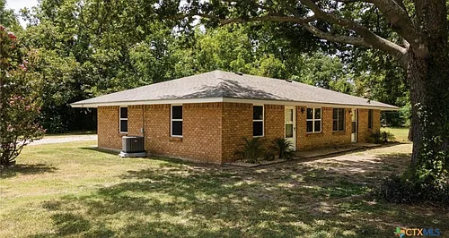 2109 W Avenue B #A Photo 1 2109 W Avenue B #A Photo 1