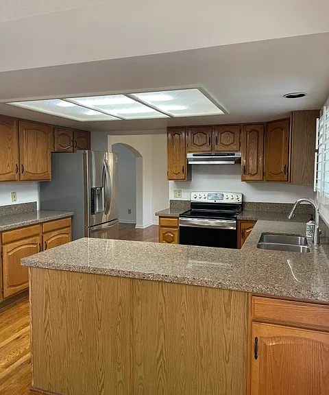 9365 Princeton Cir — Photo 3