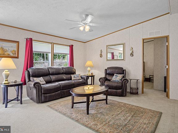 5th image of 37132 E White Tail Dr