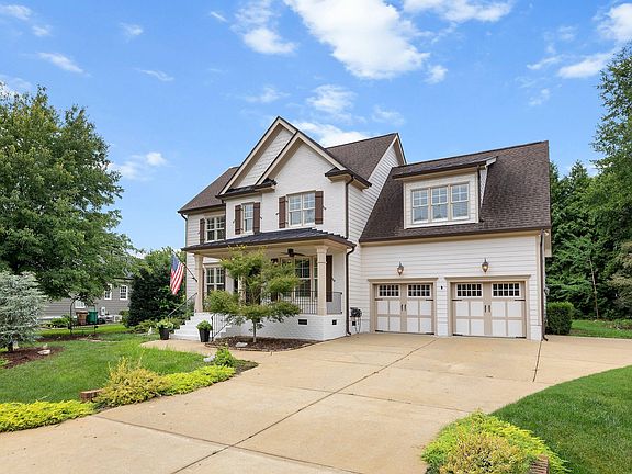 2nd image of 4925 Mashpee Ln