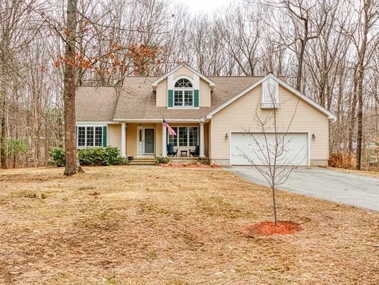 4 Vic Lin Dr Salisbury Ma 01952 Zillow