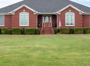 100 Gobbell Ave, Mount Pleasant, TN 38474