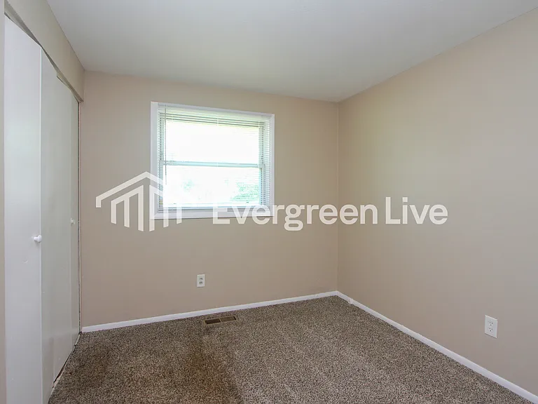 10053 Nassau Ln — Photo 11