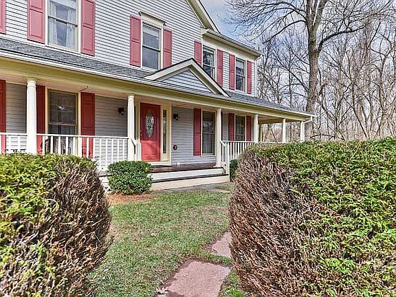 3rd image of 13168 Lazy Glen Ln