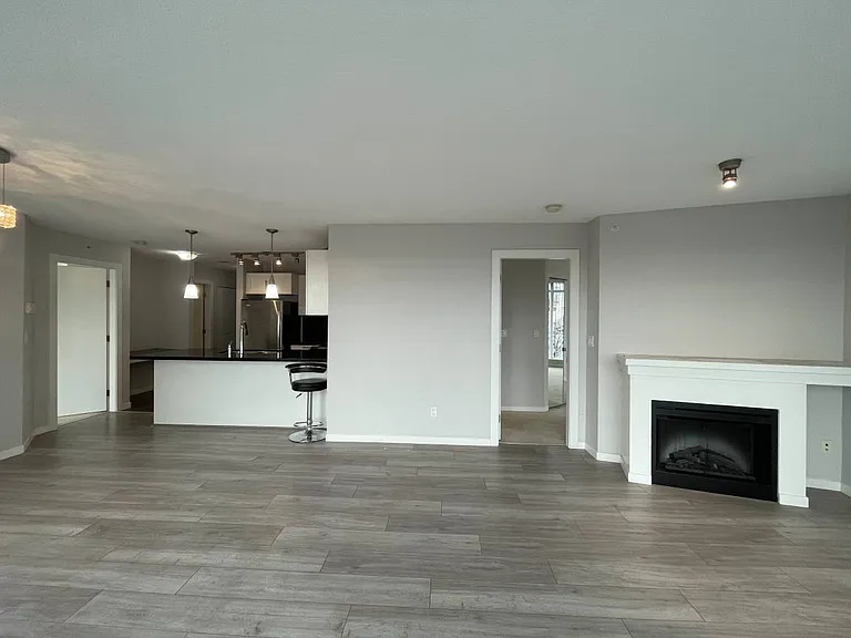 2133 Douglas Rd #207 — Photo 13