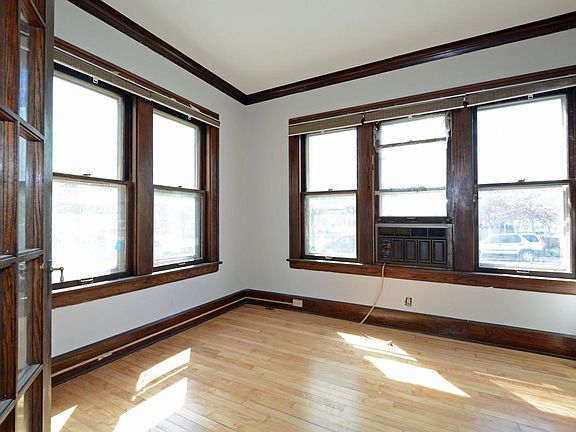 3rd image of 3901 5th Ave S