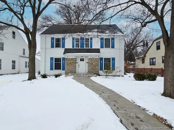 4944 Knox Ave S, Minneapolis, MN 55419