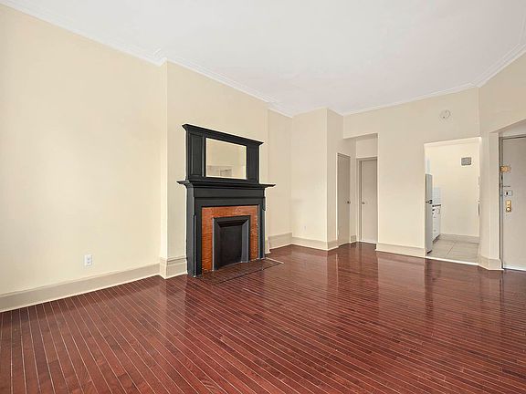 4th image of 41 W 89th St APT 5F