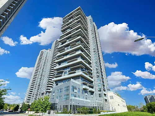 225 Village Green Sq Photo 1