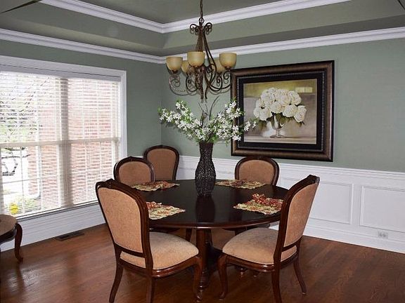 3rd image of 3881 Ormesby Pl
