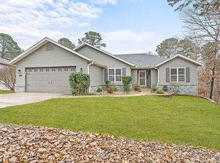 16 Winters Ln, Bella Vista, AR 72714