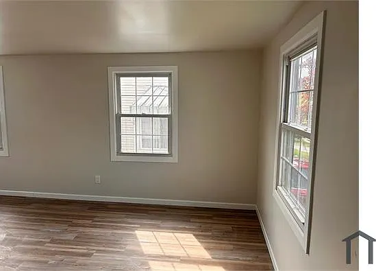4 bed, 1026 sqft, $1,800 — Photo 4