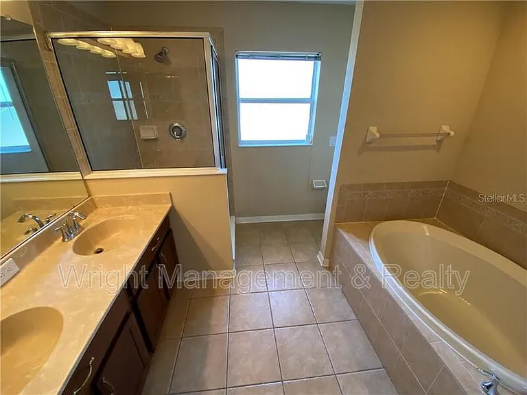 7843 Foxgrove Dr — Photo 11