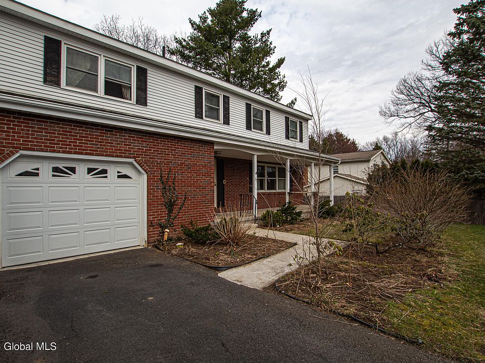 31 Bethwood Drive Albany NY 12211 Zillow