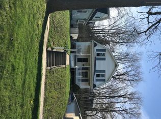 826 W Main St, Ionia, MI 48846