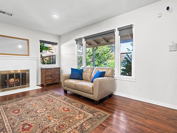 5th image of 547 Richmond Ave