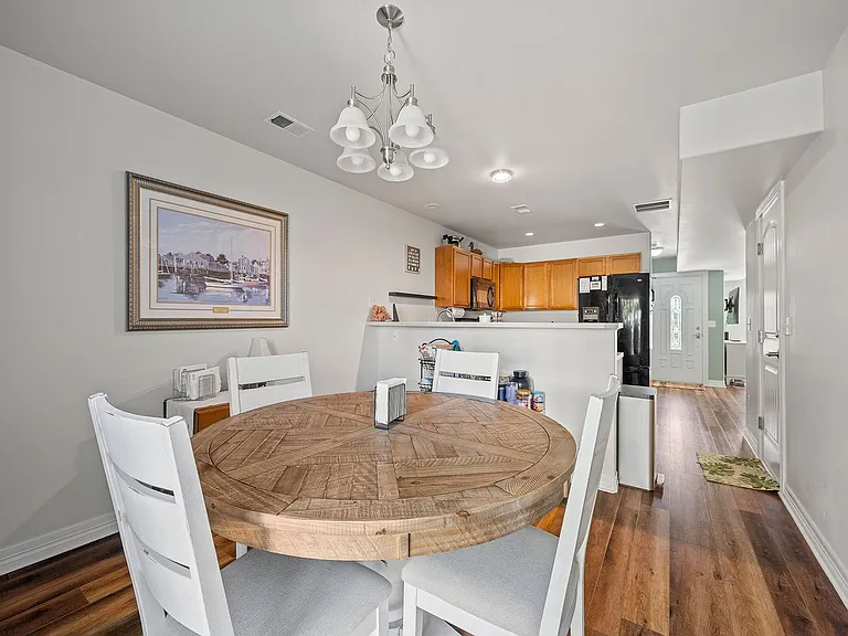 3808 Everton Dr — Photo 8