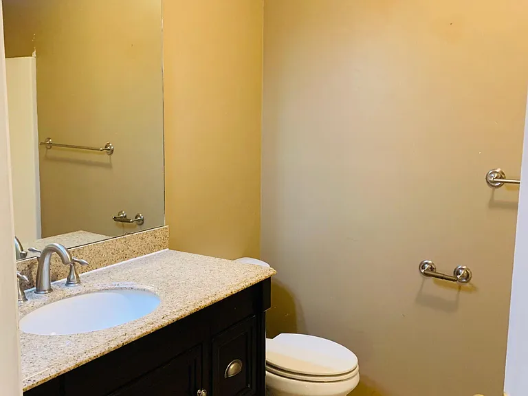 2990 W Highpoint St — Photo 17