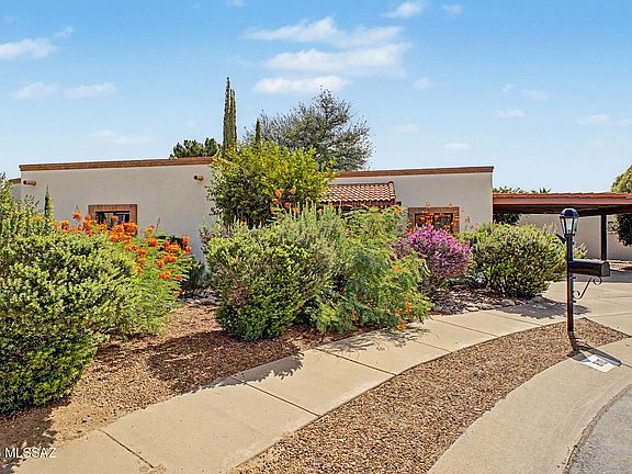 3rd image of 810 N Placita La Canoa