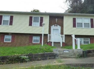 324 Dewey Ave, Grafton, WV 26354