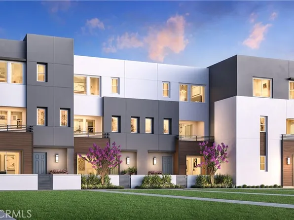 621 S Lyon St, Santa Ana, CA 92705