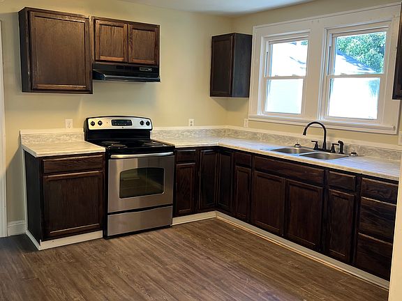 2nd image of 1006 N Salisbury Ave