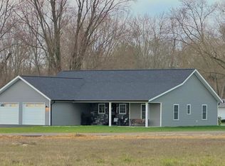 112 Cardinal Ct, Mitchell, IN 47446