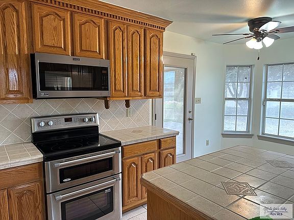 2nd image of 34737 Resaca Vista Dr