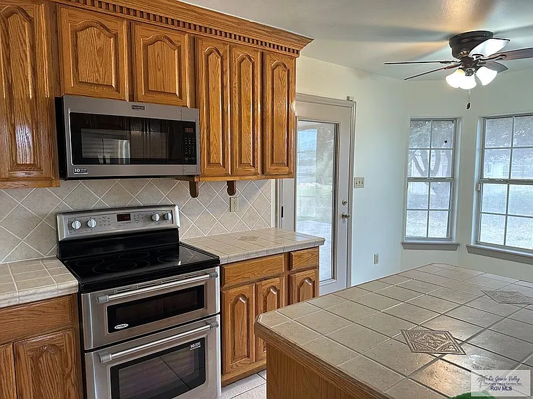 34737 Resaca Vista Dr — Photo 2