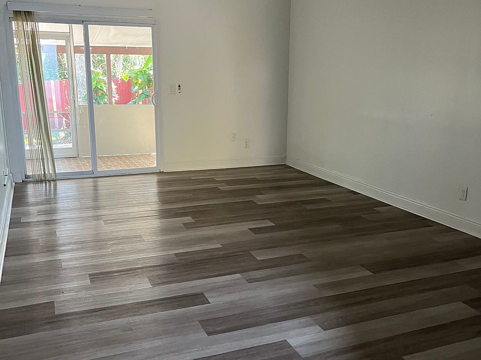 1st image of 3366 Cloverplace Dr