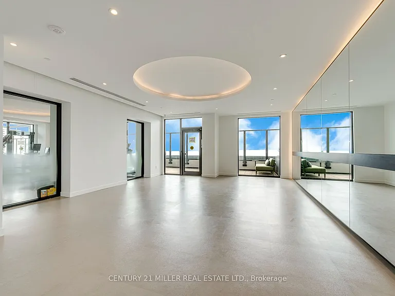2075 Lakeshore Rd #319 — Photo 32