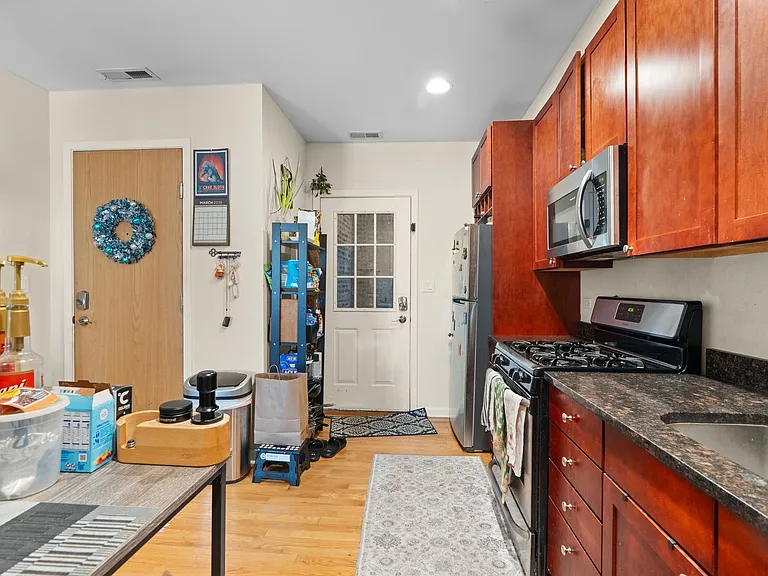 Newgard Arthur Apartments — Photo 11