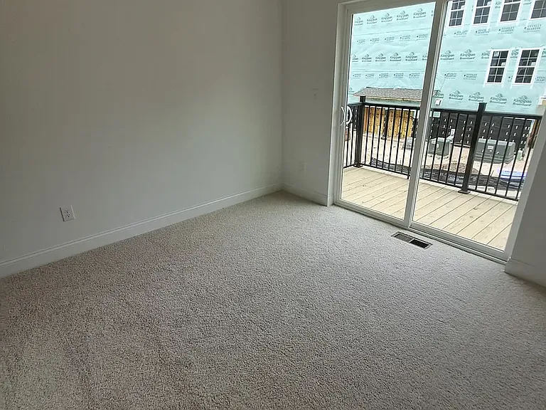 602 Market Grove Dr #100 — Photo 18