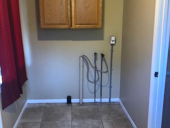 4th image of 5645 Charles Pl