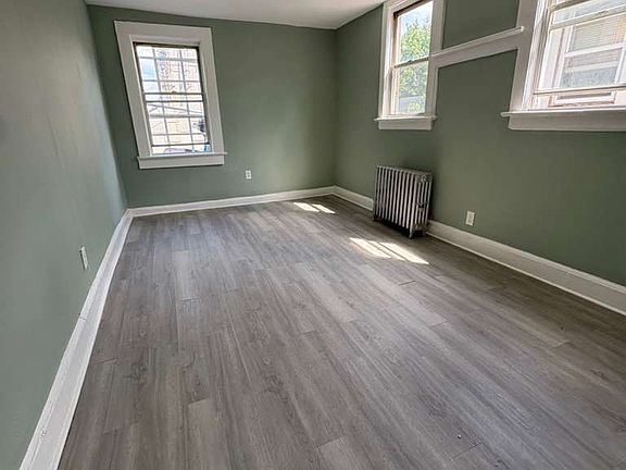 3rd image of 274 S 8th St