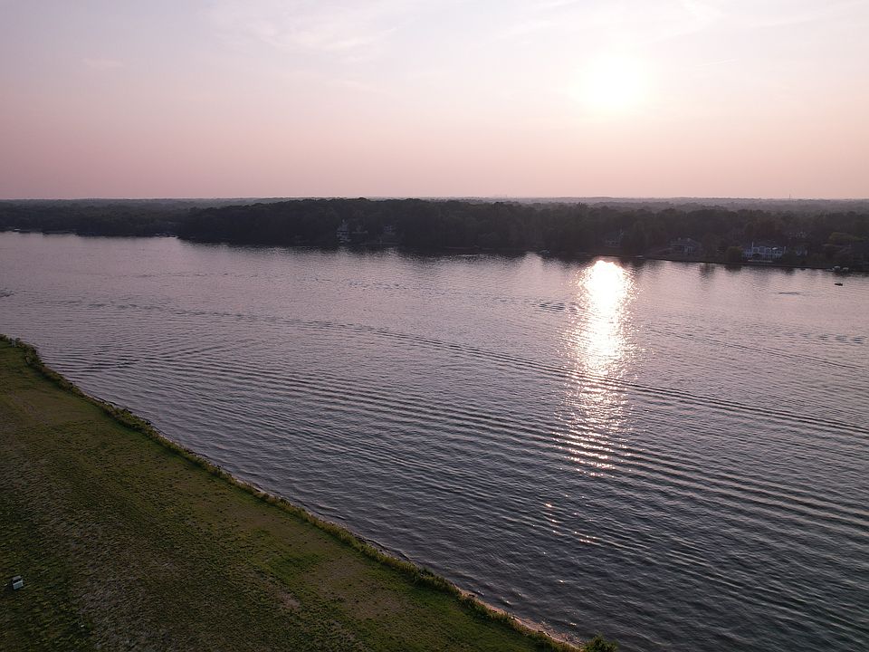 1st image of 10732 Haven Cove Way
