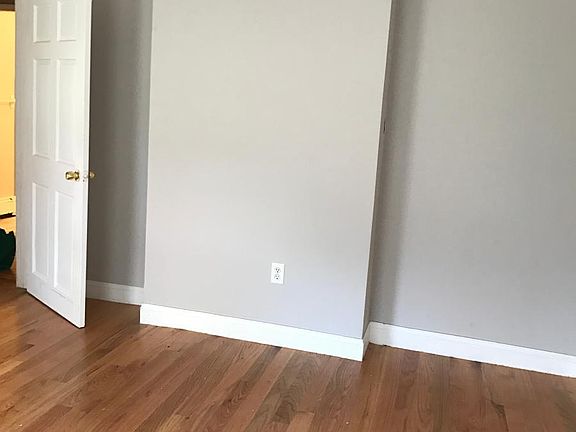 Large bedroom 2