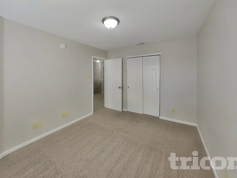 10904 Wymm Ln — Photo 13