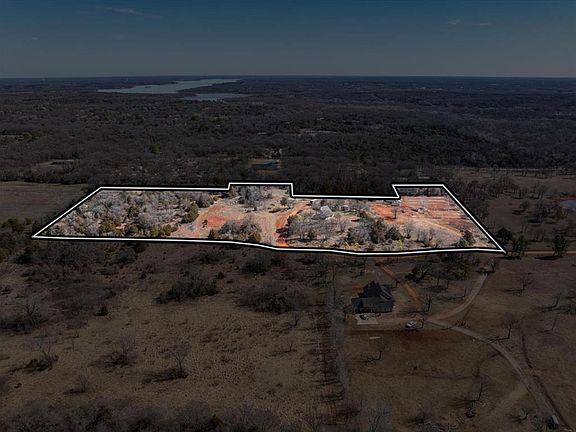 4th image of 929 Goodman Ln