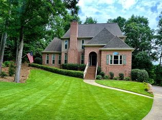 1201 Buckhead Cir, Vestavia Hills, AL 35216