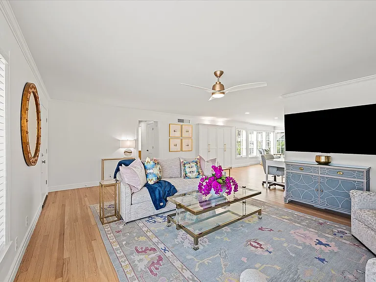 6521 Avondale Dr — Photo 6